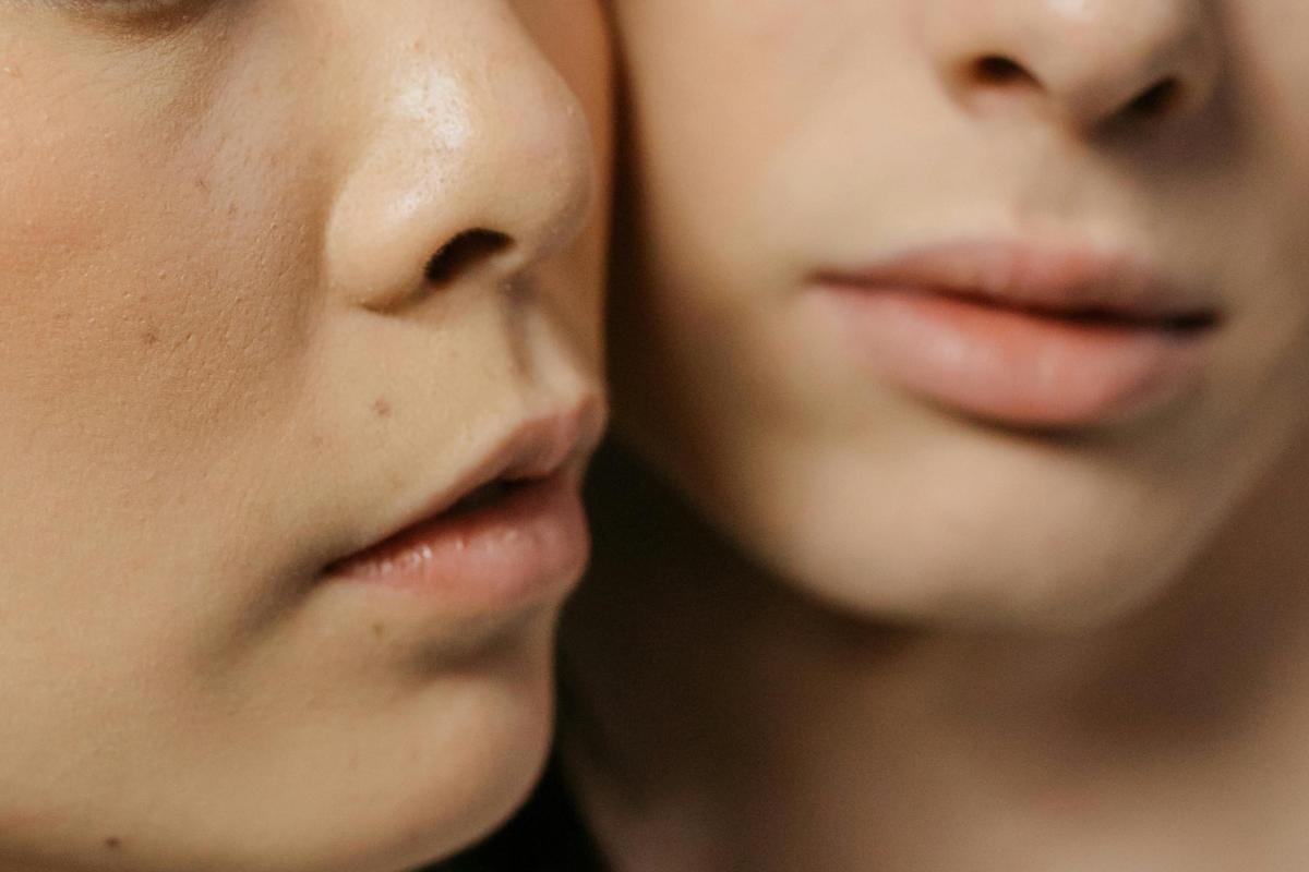 How To Effectively Treat Dry And Itching Skin by John Mathew