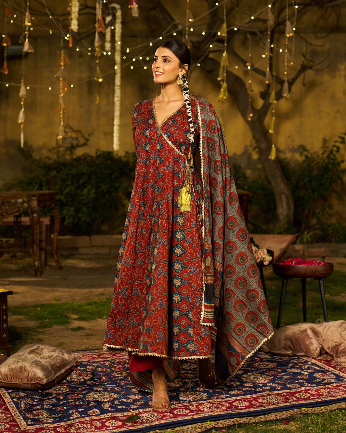 Shop Festive Gotapatti Suit Set For Woman Online | Guleri by Guleri
