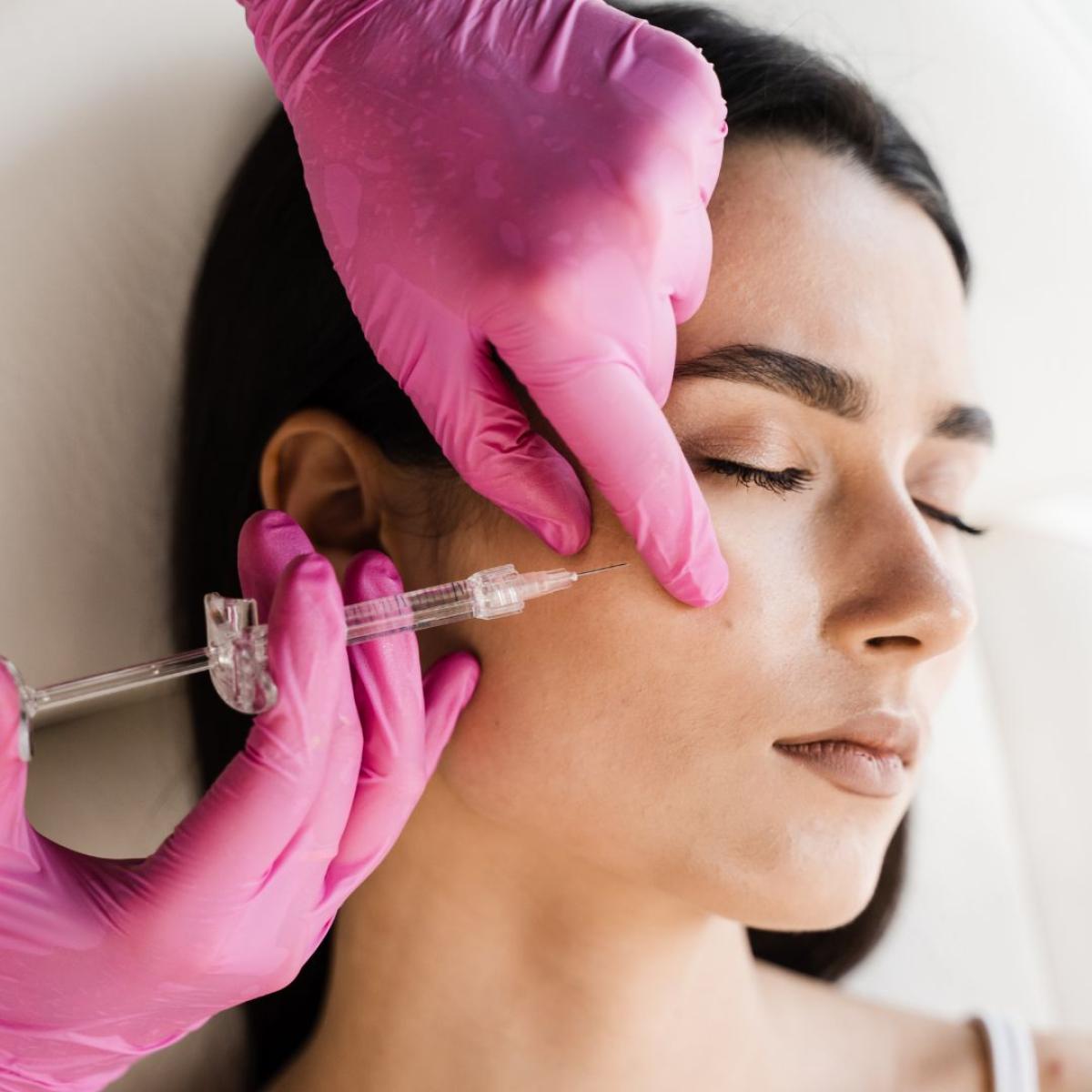 How Long Will The Effects Of Sculptra Fillers Typically Last? by aestheticclinicdubai6@gmail.com