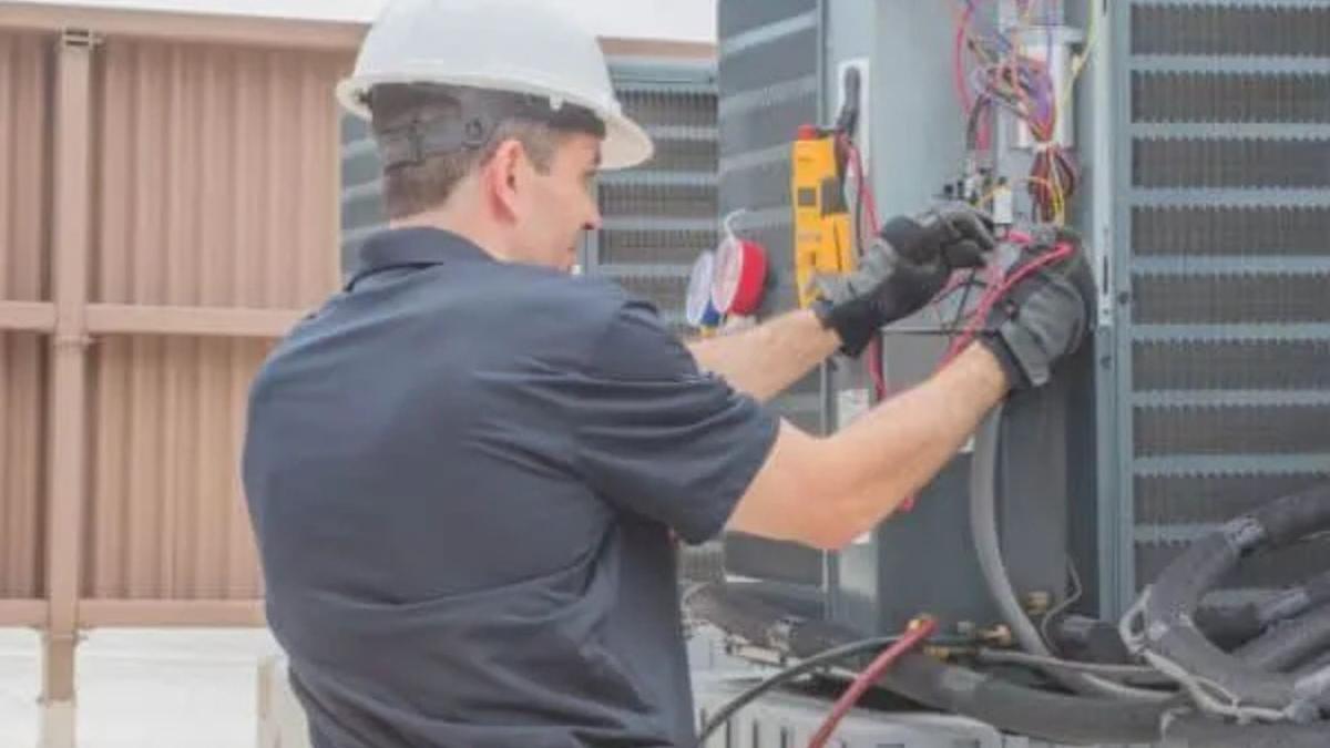Is Your AC Struggling? Time For Air Conditioning Repair! Is Your AC Struggling? Time For Air Conditioning Repair! by Bayshoreairandheat