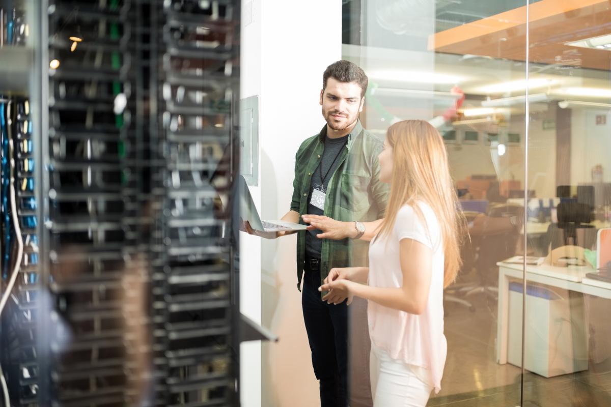 Next-Gen Data Center Solution Provider California Next-Gen Data Center Solution Provider California by Compulink