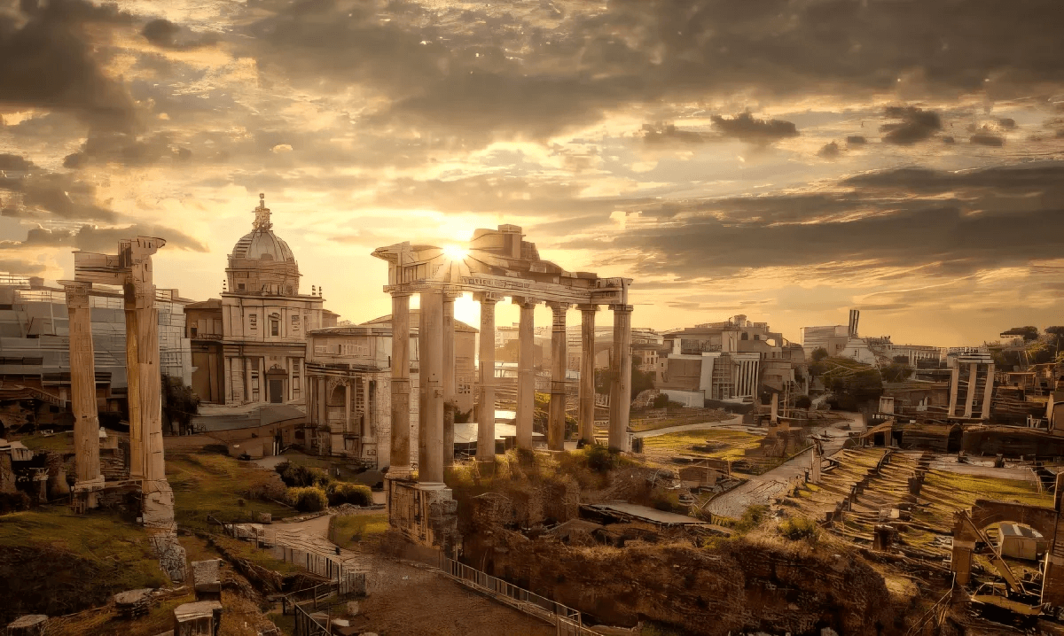 3 Comparisons Of The Fall Of Rome To The American Government by Denise Tubbs