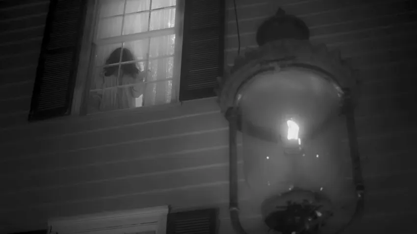 ghosts in the haunted 17Hundred90Inn