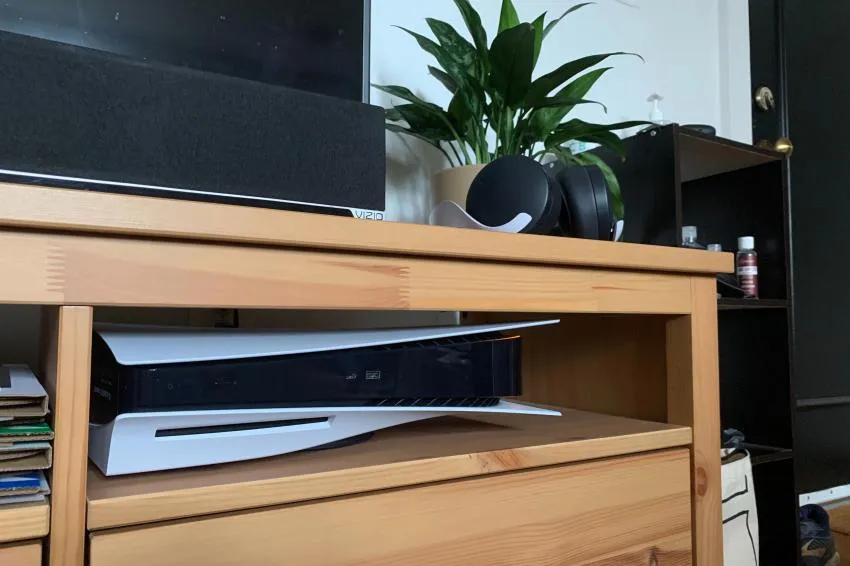 Furniture inconvenience for PS5