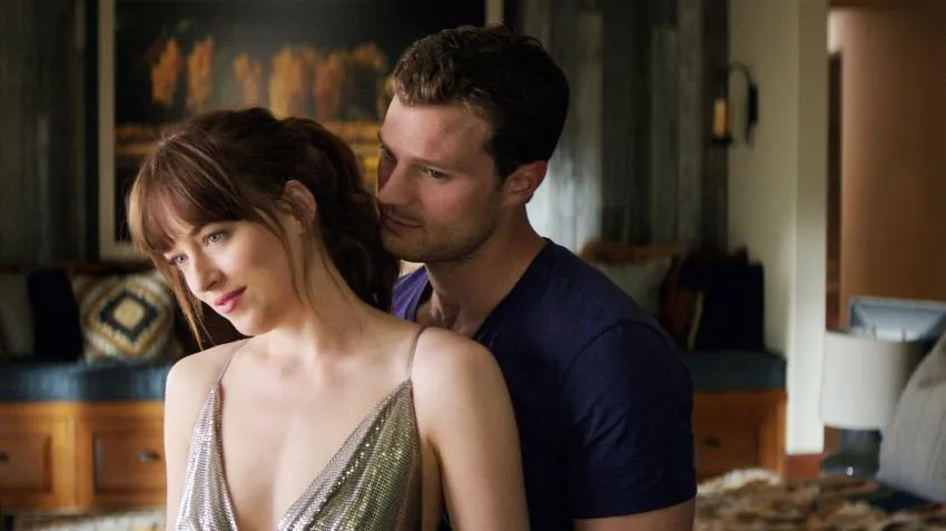 Fotograma de la película Cincuenta sombras fifty shades freed movie still dakota johnson jamie dornan