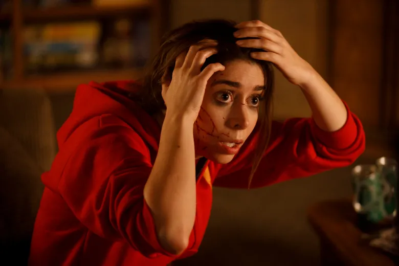 Hazel Green Cristin Milioti as Hazel Green