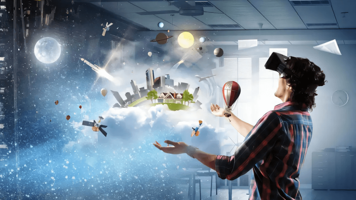Everything You Need To Know About Virtual Reality Everything You Need To Know About Virtual Reality by Jade Lynn