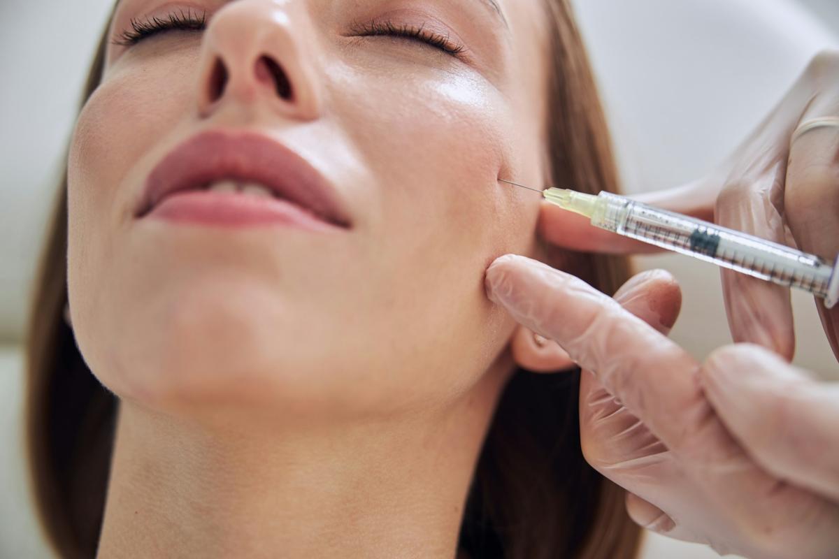 How Fat Injections Improve Facial Volume Fast? by fatimadynamic