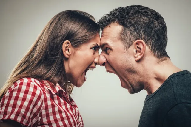 conflicto entre parejas conflict between couples