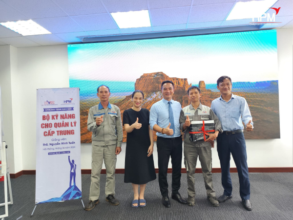 Khoa Hoc Quan Ly Cap Trung Xay Dung Nen Tang Cho Su Thanh Cong by HPM đào tạo nội bộ doanh nghiệp
