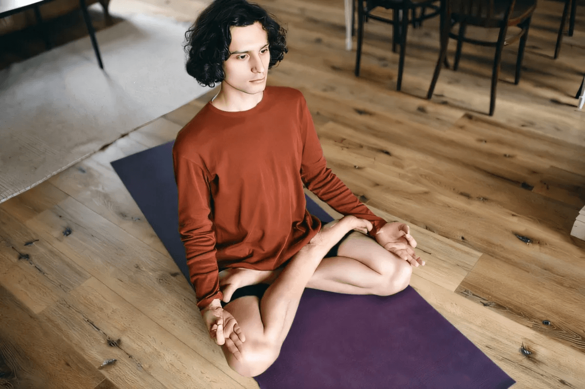 Begin the meditation with open eyes