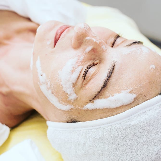 Green Peel Treatment Benefits For Reducing Acne Scars? by Dynamicclinic12