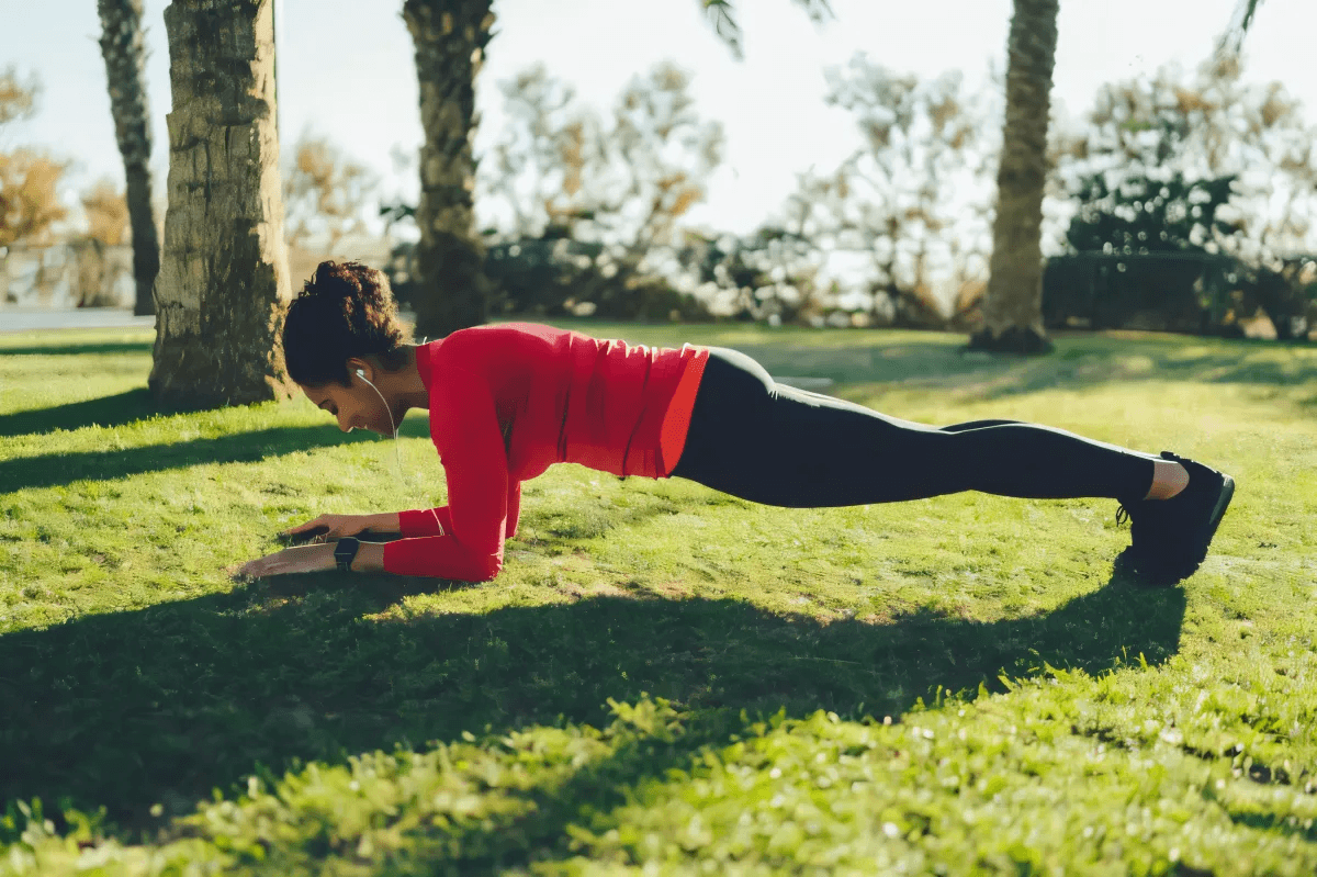 Why Calisthenics Burns More Fat Than Weight Lifting by Ethan Oilar