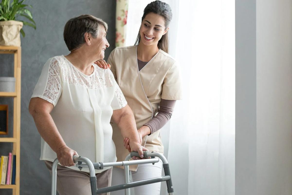 6 Mistakes Families Make When Arranging Senior Care 6 Mistakes Families Make When Arranging Senior Care by Golden Heart Senior Care