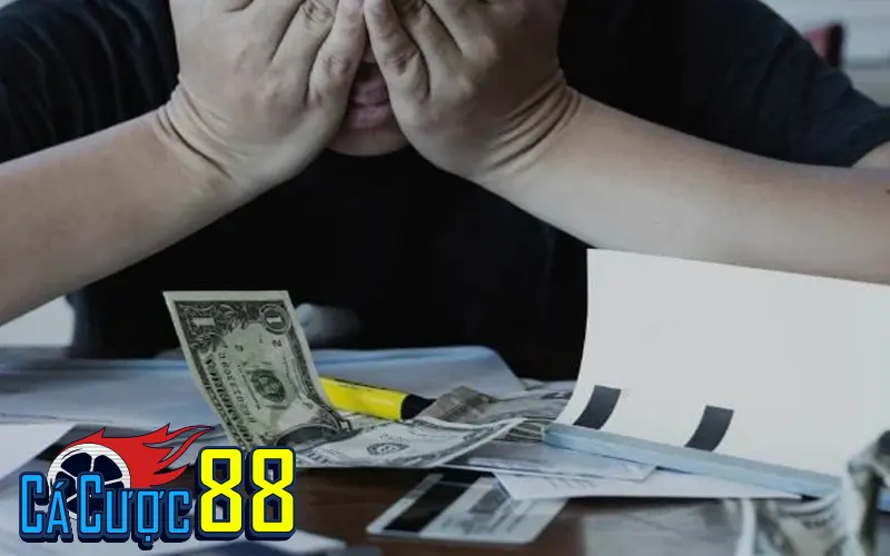 Khi Thua Kèo Bóng Đá, Đây Là Những Việc Bạn Cần Làm Ngay by Cacuoc88