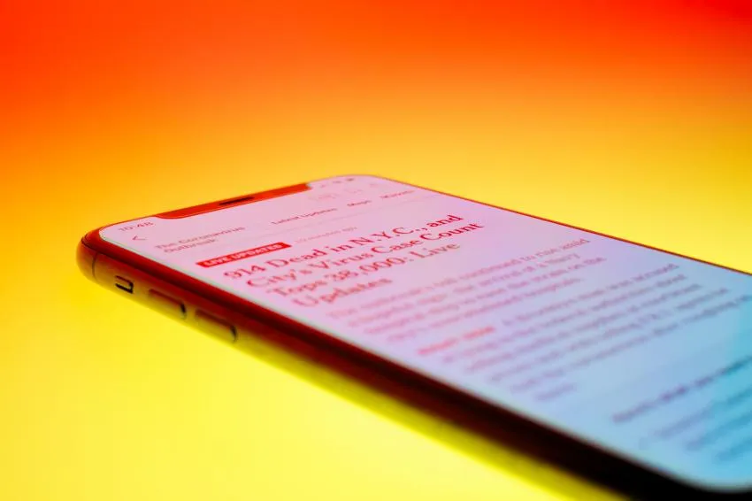 Phone with news