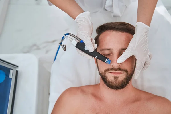 Does Hydrafacial Help Men Revive Skin Damaged By Pollution? by aestheticclinicdubai6@gmail.com