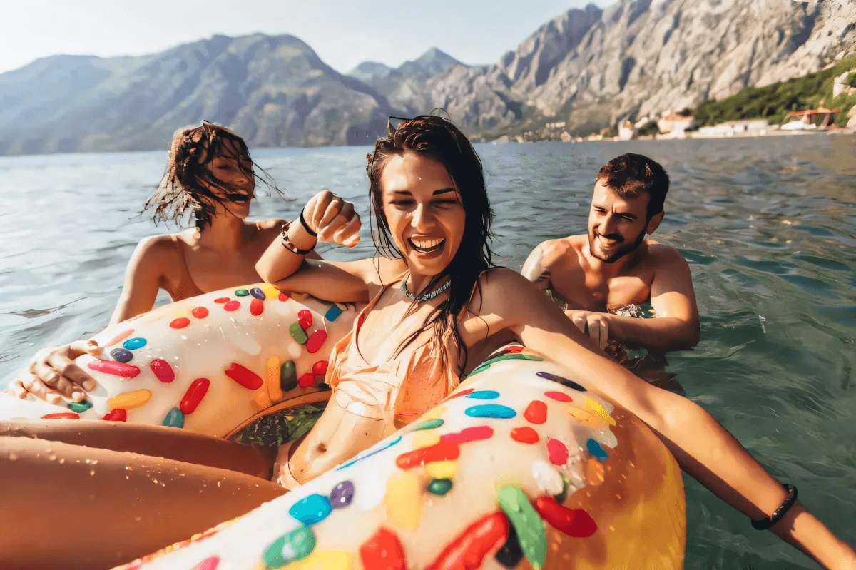 4 activités que tout le monde attend avec impatience après la pandémie by Paul Thorson