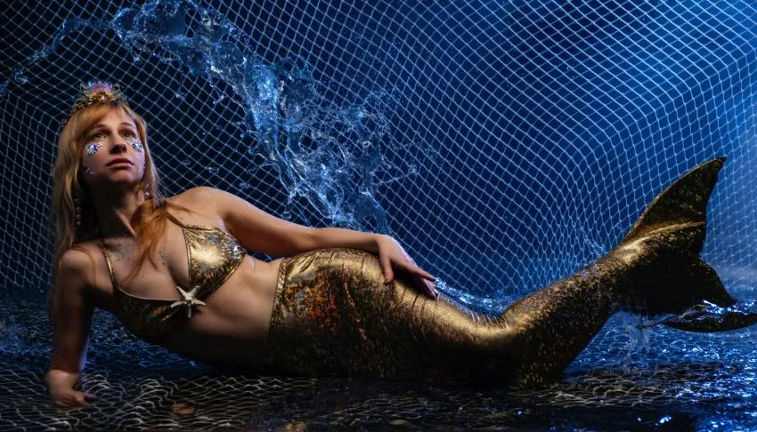 Mermaid Halloween DIY costume idea