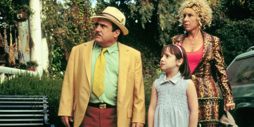 Fotograma de la película Matilda matilda movie still parents garden