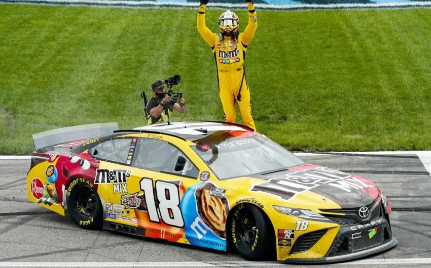 Kyle Busch celebrates win at Kansas 2021