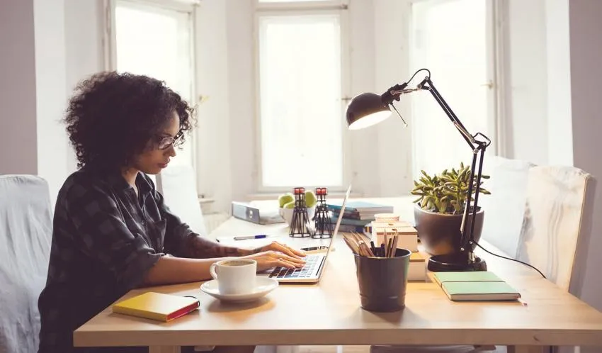 Calm and Productive Workspace 