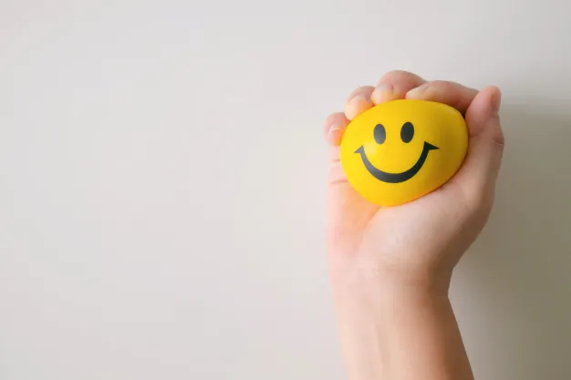 controlar la ira use stress ball to manage anger