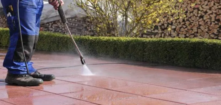 Professional Sidewalk Pressure Washer Services Near You by Elite Pressure Washing Services