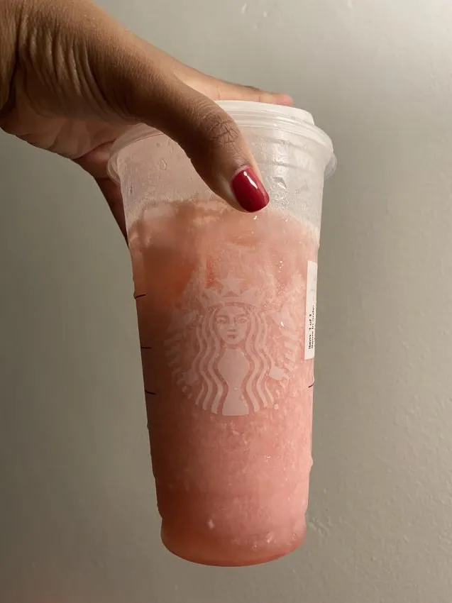 starbucks strawberries and cream refresher