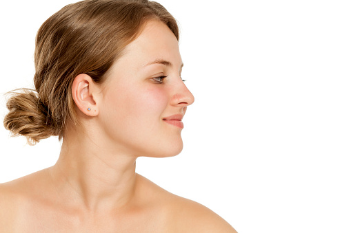 How Many Sessions Are Needed For Laser Skin Tightening ? by Enfieldabudhabi