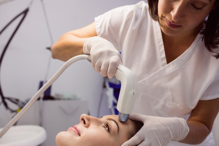 Which Dermatologist Excels In Non-Surgical Facelifts? by dynamicaesthetic