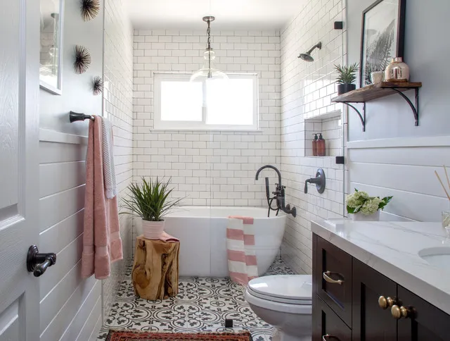 Bathroom on a budget accent colour