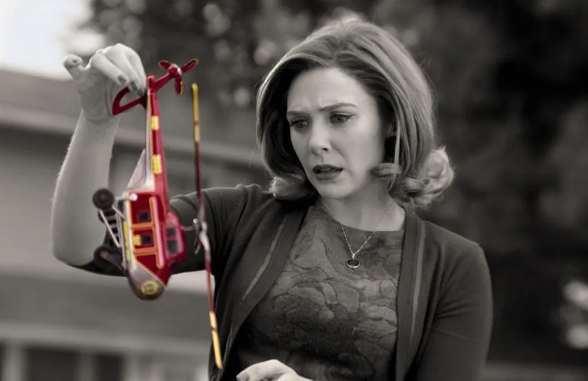 Wanda Maximoff WandaVision Wanda black and white