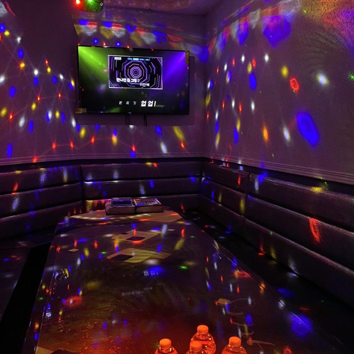 Jamsil Karaoke: Perfect Nights Anytime by kafeelansari1