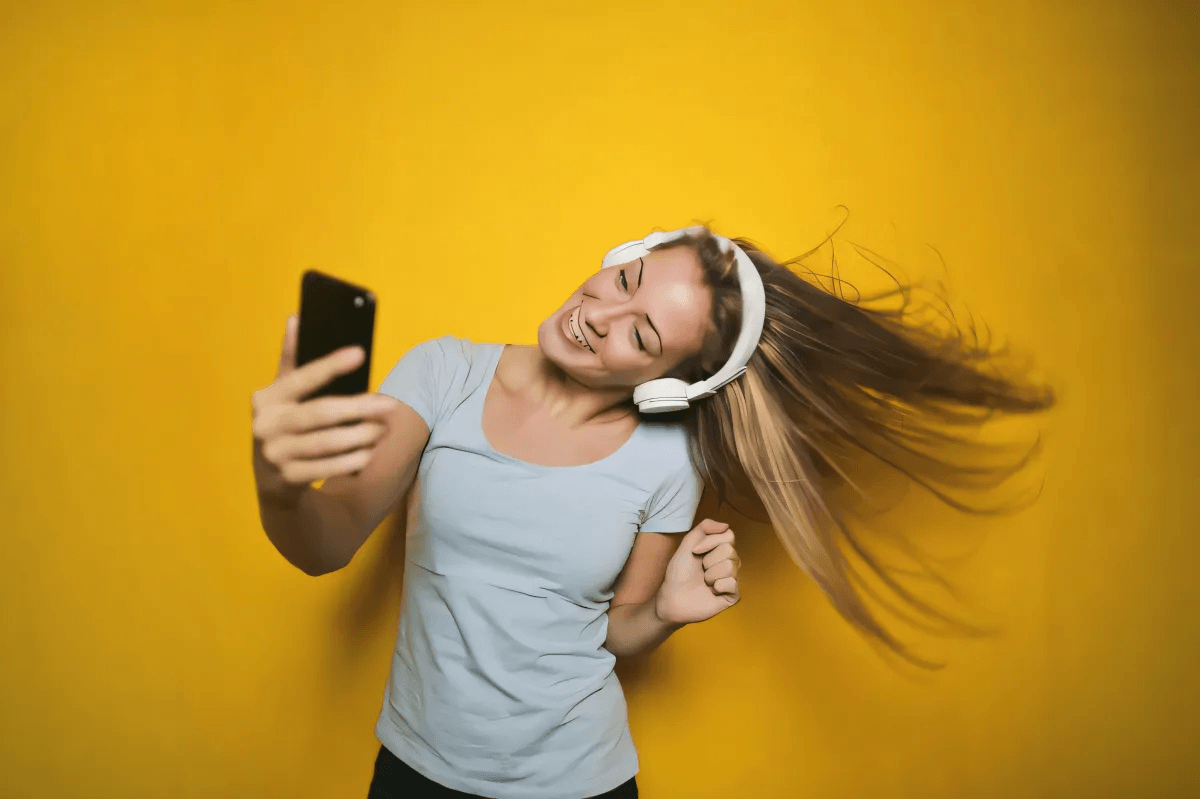 14 Alternative Pop Songs That Will Change Your Mood For The Better by Sydney Smith