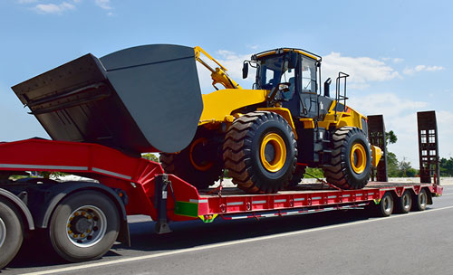 How Heavy Hauling Logistics Drives Industrial Efficiency How Heavy Hauling Logistics Drives Industrial Efficiency by Diana Prescott