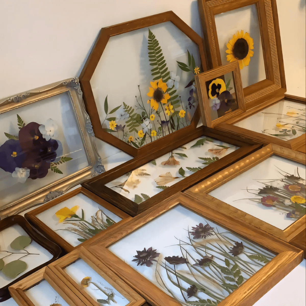 10 DIY Unique Dried Flower Decor Ideas by Sydney Munroe