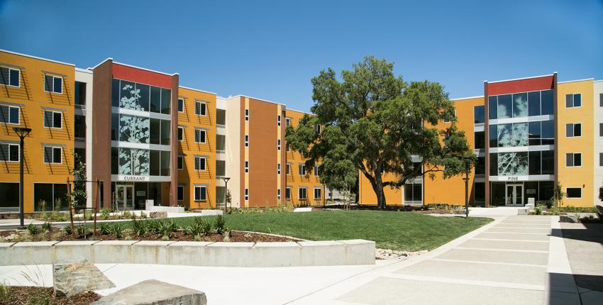 10 Essential Tips For A Comfortable College Dorm Life 10 Essential Tips For A Comfortable College Dorm Life by Chris Ruan