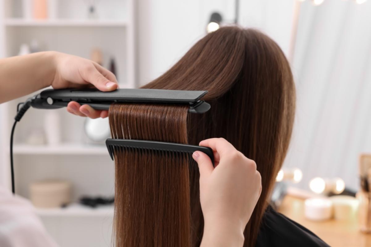 Hair Smoothening For Curly Hair: What You Should Expect Hair Smoothening For Curly Hair: What You Should Expect by HD Makeover