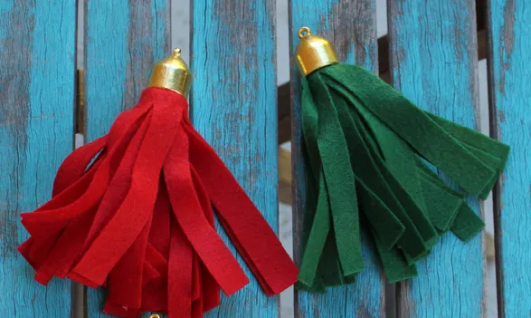 tassels with cap  tassels with cap image