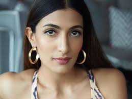 Independent Escorts In Candolim Beach: Glamorous Girls Available Independent Escorts In Candolim Beach: Glamorous Girls Available by aradhya