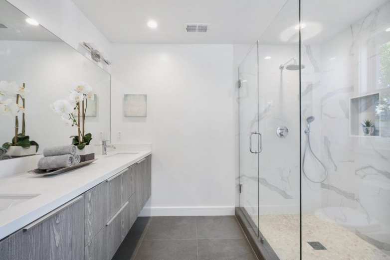 Affordable Shower Refinishing Services In Sun City, AZ You Can Trust Affordable Shower Refinishing Services In Sun City, AZ You Can Trust by Helen Patterson