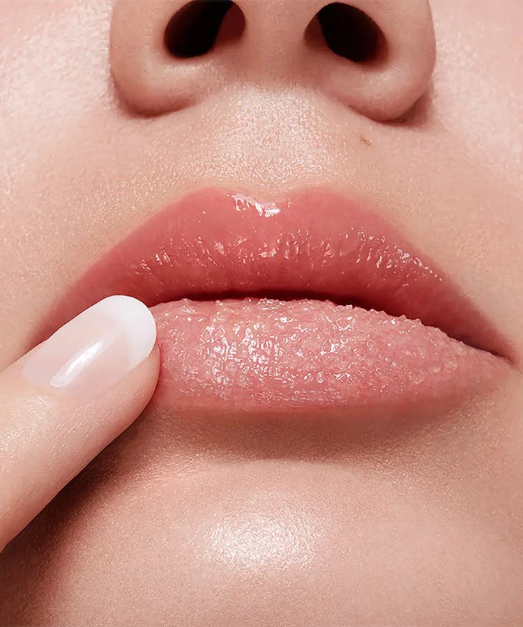 How To Prevent Smokers’ Lips From Worsening? How To Prevent Smokers’ Lips From Worsening? by MuhammadAhmad