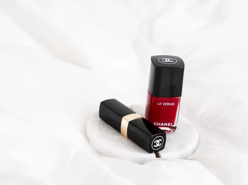 Makeup  Expensive makeup