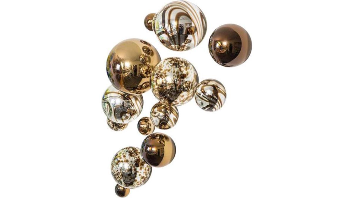 Is A Glass Decoration Wall The Style Upgrade You Need? Is A Glass Decoration Wall The Style Upgrade You Need? by Worldly Goods Too