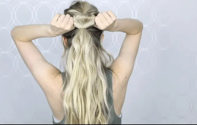 ariana grande bubble hair style