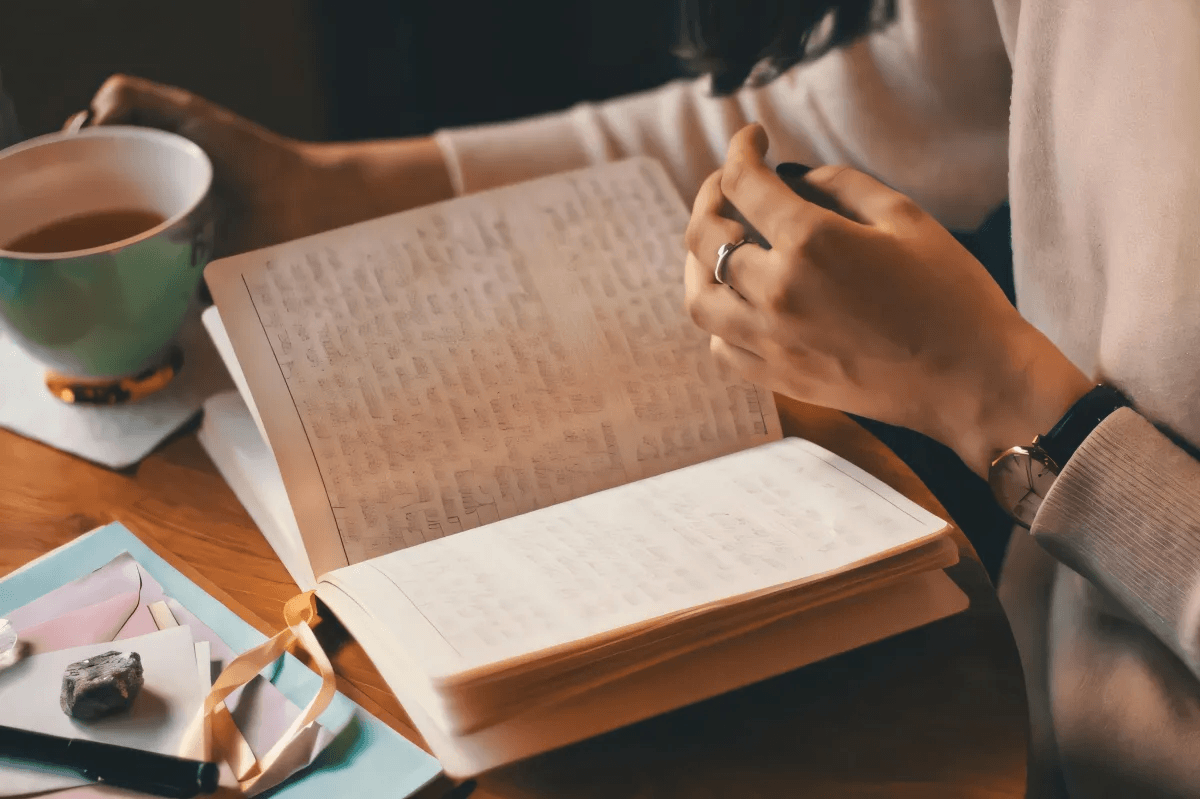 Comment commencer un journal et conserver cette habitude by Kaydee
