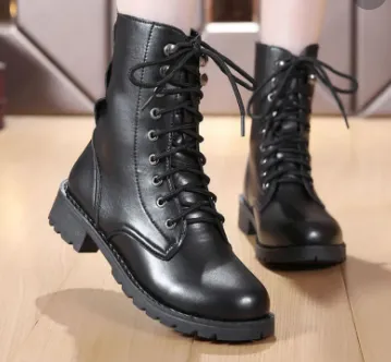 Suitable Shoes for Wide Feet Boots are comfortable for wide feet