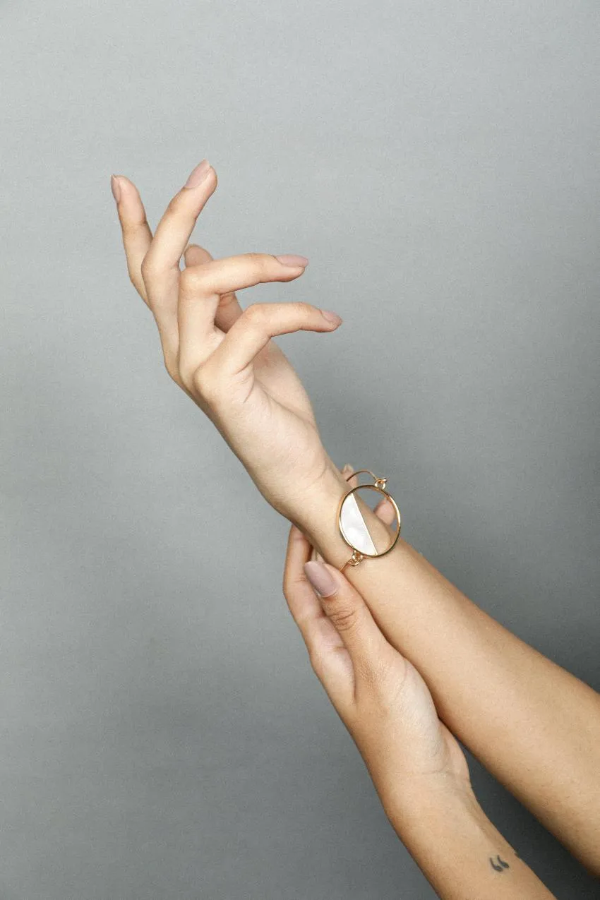 Photographer: Parvathi Nair. Stylist: Ritu & Parvathi. Model: Ritu Jain. Editing: Ritu Jain | Accessory: Shein