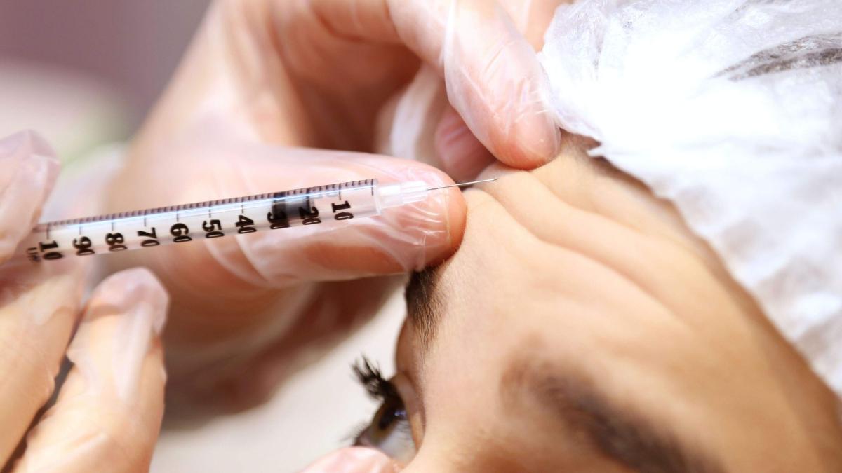 How Are The Best Botox Injections For Wrinkles Made? How Are The Best Botox Injections For Wrinkles Made? by MuhammadAhmad